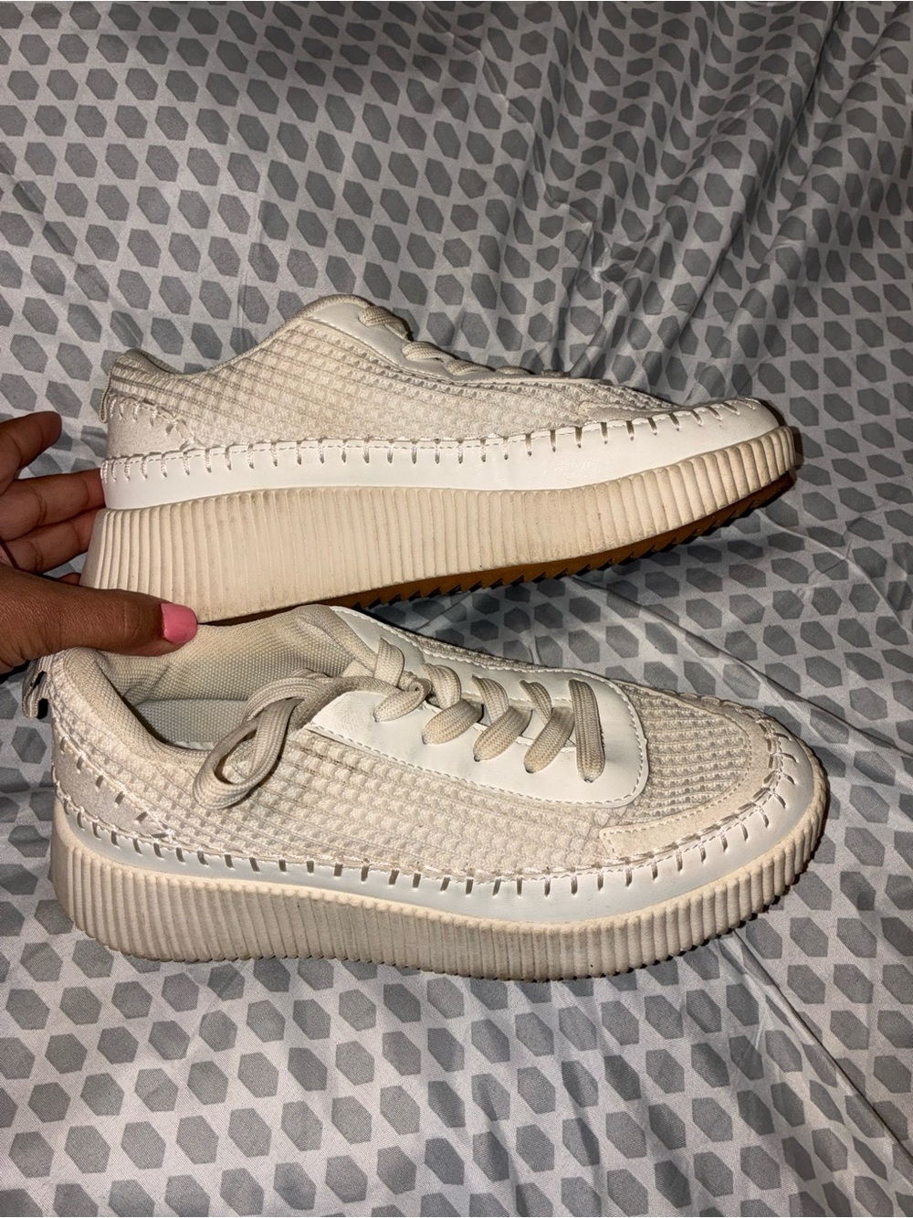 Women’s Cream Platform Lace-Up Casual Sneakers
